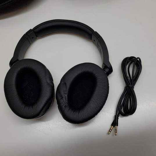 Audio-Technica QuietPoint Active Noise Canceling Over-The-Ear Headphones Untested image number 2