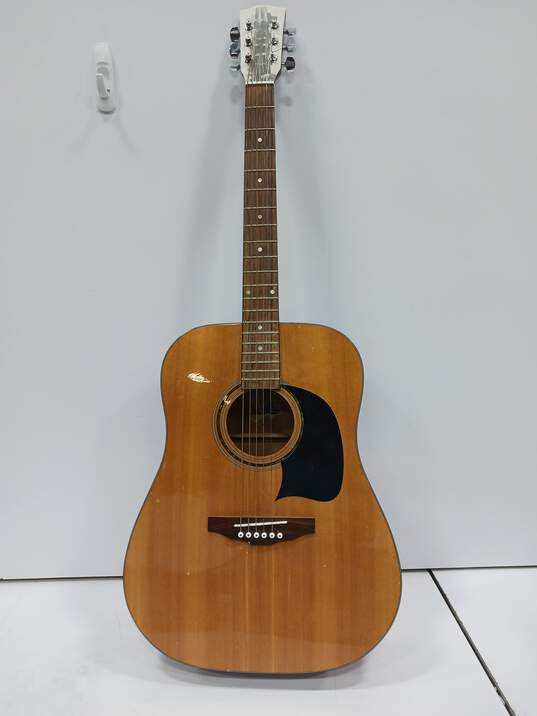 Acoustic Guitar with Travel Case image number 2