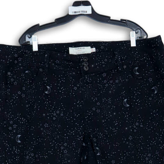 Women's Black Denim Star And Moon Print Dark Wash Jegging Jeans Size 22R image number 3