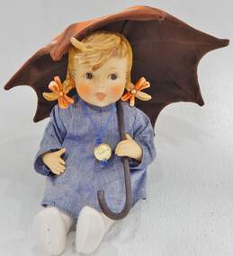 UMBRELLA GIRL Larger 4-3/4in Vintage Goebel HUMMEL Figurine