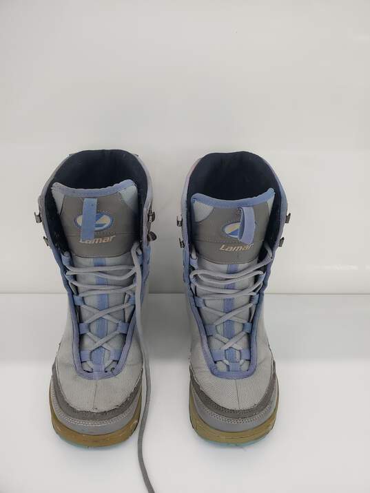 lamar alias women USA ski boots Size-8 Used image number 1