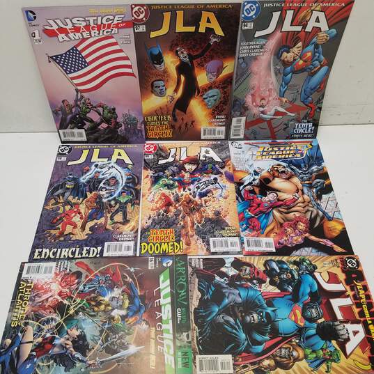 DC Justice League Comic Books image number 4