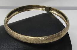 Women Gold Bracelet.
