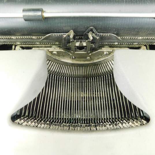 Vintage Gray Remington Office-Riter Miracle Tab Portable Typewriter & Case image number 3