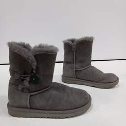 Uggs Boots Gray Size 2