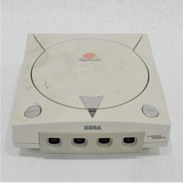Sega Dreamcast Console Bundle w/Controllers Untested alternative image