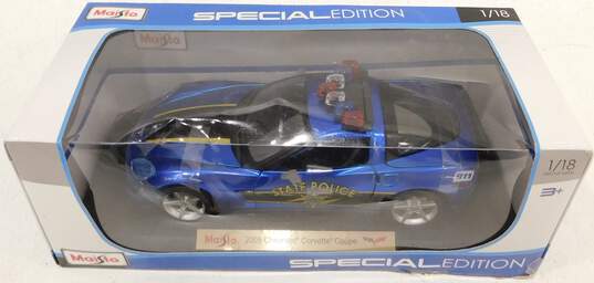Maisto Special Edition 1/18 2005 Chevrolet Corvette Coupe Police image number 1