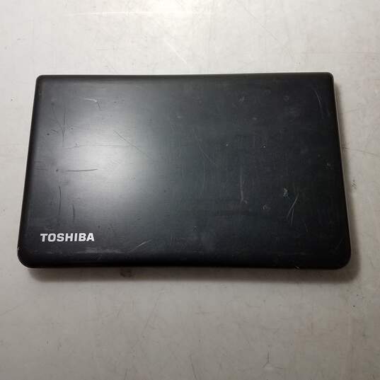 Toshiba Satellite C75D 17 Inch AMD A8-6410 CPU Radeon R5 APU 6GB RAM with HDD image number 5