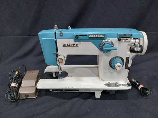 White Blue & White Sewing Machine image number 1