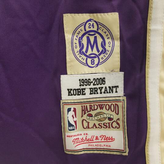 Mitchell & Ness Hardwood Classics L.A. Lakers  Kobe Bryant #24 1996-2006 Purple Jersey Sz. XL (NWT) image number 5