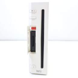 Nintendo Wii Console W/ Accessories IOB alternative image