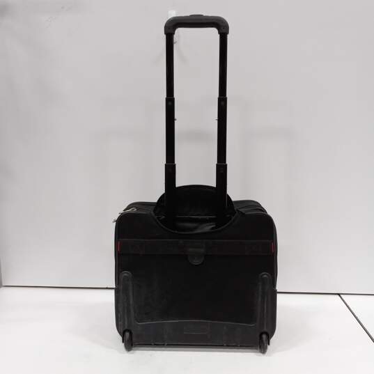 Wenger Swiss Gear 2-Wheel Rolling Pull Handle Carry-On Luggage image number 2