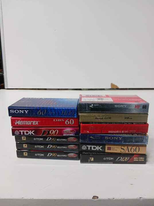 Lot of 12 Mixed Brand Blank Sealed Audio Cassettes image number 3