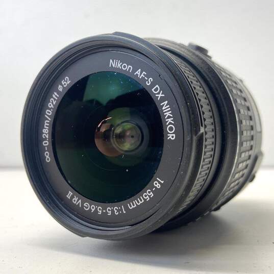 Nikon DX VR AF-S Nikkor 18-55mm 3.5-5.6G II Camera Lens image number 1