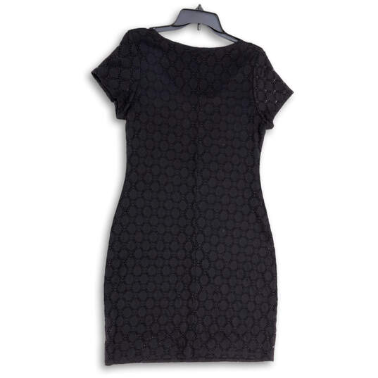Womens Black Short Sleeve Round Neck Lace Overlay Sheath Dress Size Small image number 2
