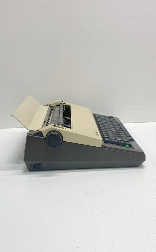Brother Electronic Typewriter AX-10 image number 4