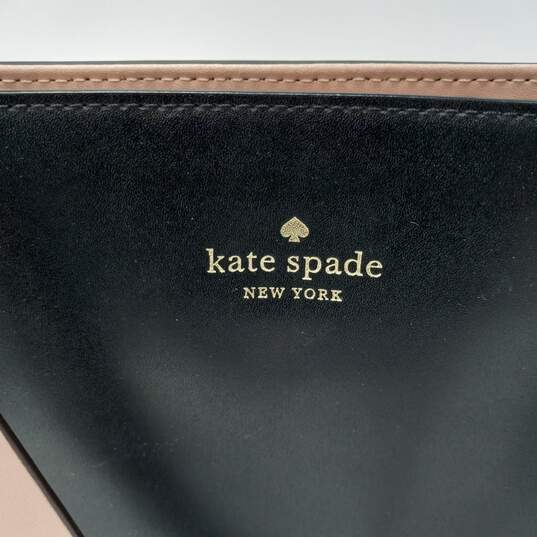 Kate Spade Women's Black and Pink Leather Purse image number 2