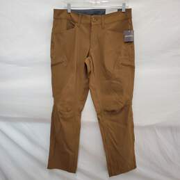 NWT Eddie Bauer MN's Rainer Active Fit Tan Cargo Pants Size 32 x 32