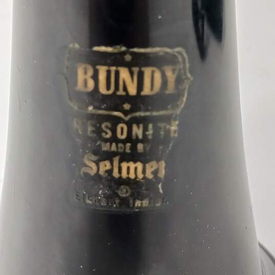 Bundy Resonite Clarinet in Case image number 4