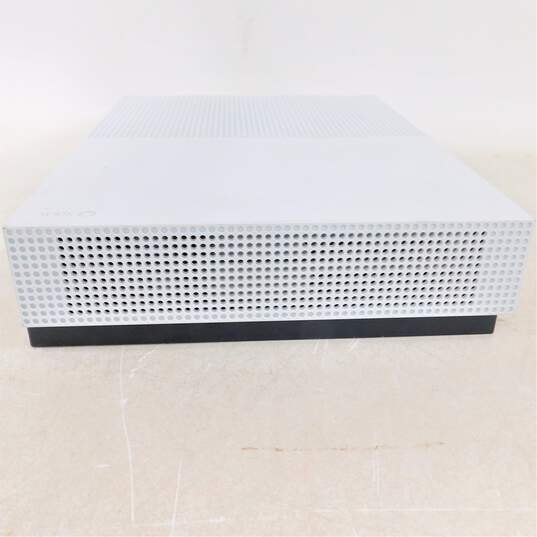 Microsoft Xbox One S 1TB w/ 2 games image number 8