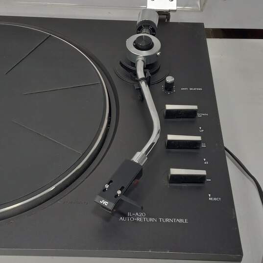 JVC JL-A20 Auto-Return Turntable Record Player image number 3