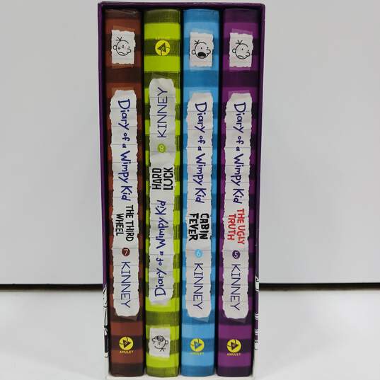 Diary of a Wimpy Kid Books 5-8 Box Set image number 1
