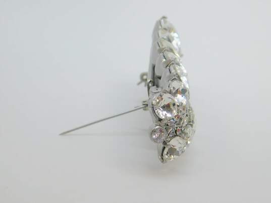 Vintage Signed 'CAbi' Silver Tone Icy Clear Rhinestone Statement Brooch/Pin/Fur Clip 59.9g image number 2