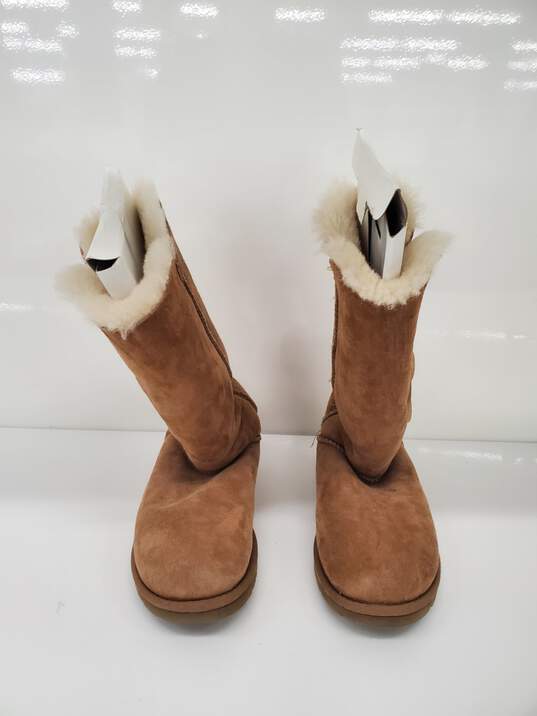 UGG Women's Bailey Button Triplet II Boots Size-6 used image number 1