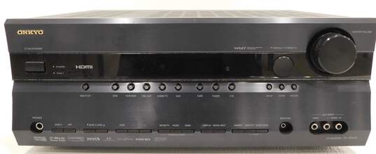 Onkyo Brand TX-SR606 Model AV Receiver w/ Power Cable and Remote Control image number 2