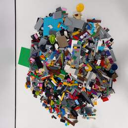 7lb Lot of Assorted Lego Building Bricks, Pieces & Parts