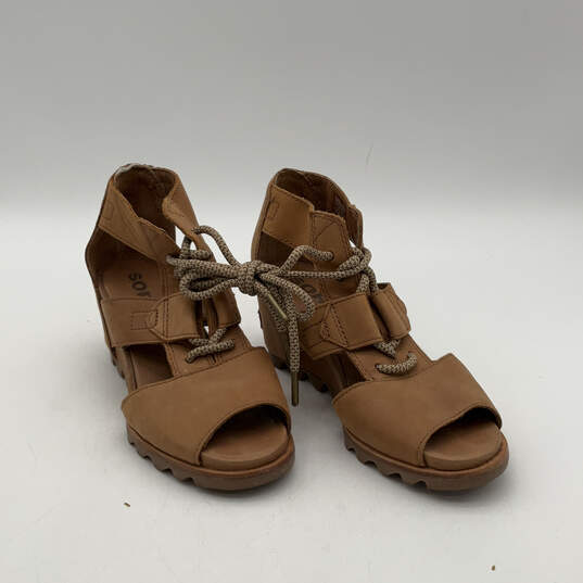 Womens Joanie II NL2914-224 Brown Leather Wedge Heel Strappy Sandals Sz 7.5 image number 3