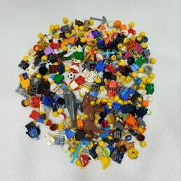 10oz Misc. LEGO Minifigures