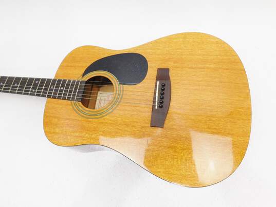 Harmony 01063 Acoustic Guitar w/ Chipboard Case image number 3