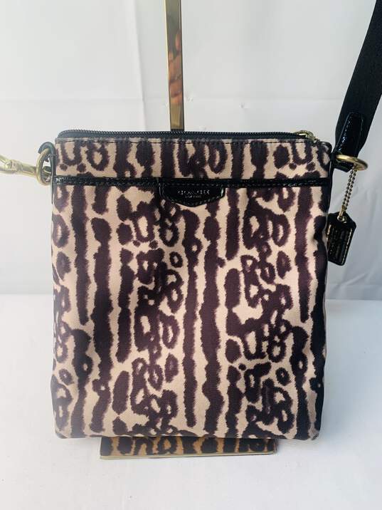 Certified Authentic Coach Canvas Tan Animal Print Crossbody Bag image number 2