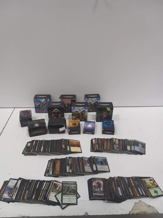 Bundle of Assorted Magic Cards image number 1