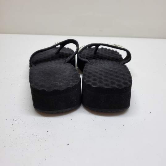 The North Face Women's Flip Flops Black & White Size US 7 image number 6