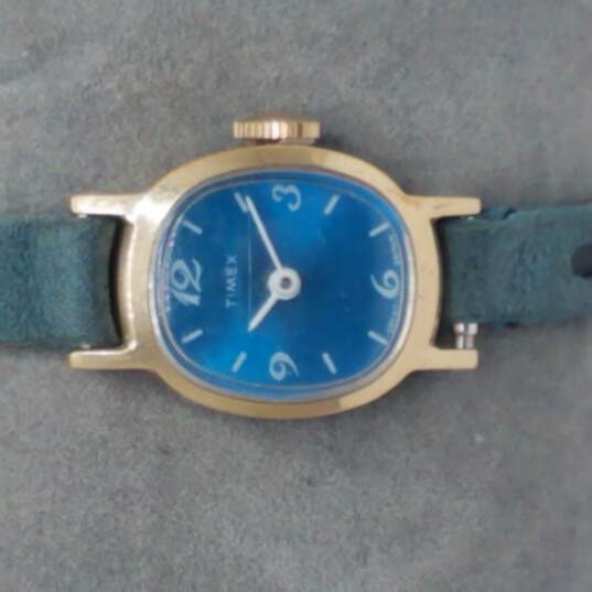 Timex Blue & Gold Tone Vintage Automatic Manual Wind Watch image number 1