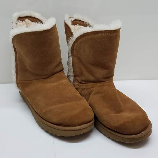 Ugg Classic Mini Fluff High-Low Boots Women's Size 11 image number 1