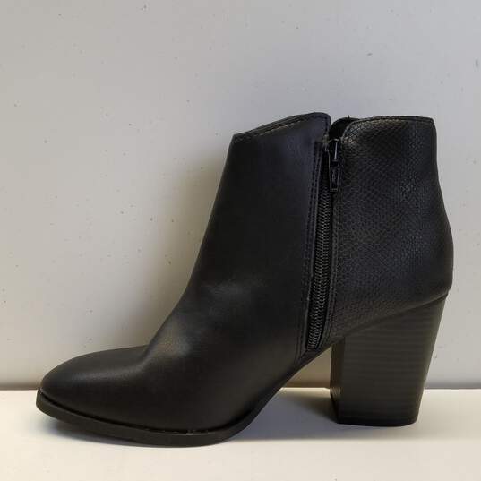 Sun + Stone Graceyy Side Zip Boots Black 6.5 image number 2