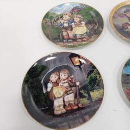 Bundle of 6 Decorative Hummel Plates alternative image