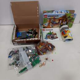 Pair of LEGO Minecraft In Box