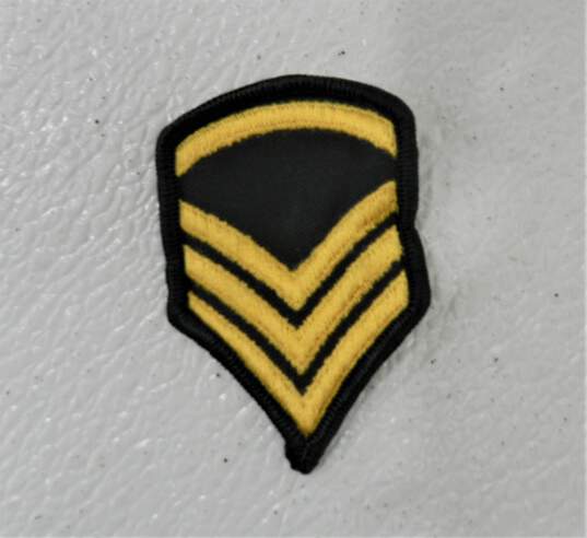 31 U.S. Army Staff Sergeant Patches image number 2