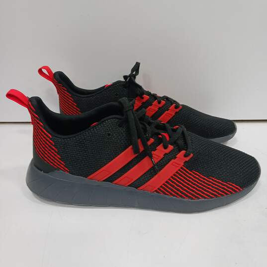 Men's Adidas Questar Flow Black & Red Shoes Size 13 image number 3