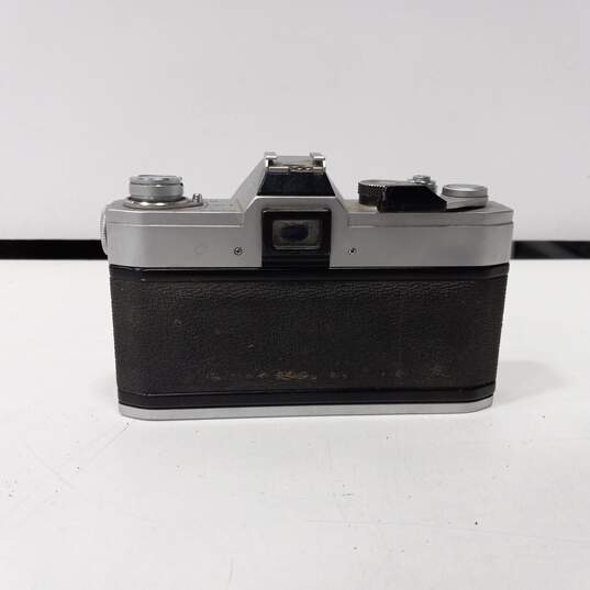 Vintage Canon FTb Film Camera Body Only image number 2