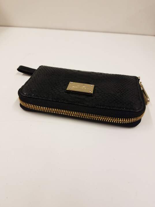 Michael Kors Black Leather Zip Wallet image number 4