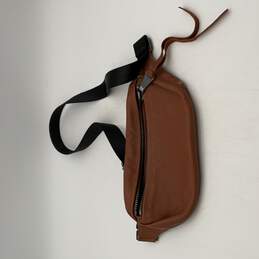 Aimee Kestenberg Womens Brown Black Leather Adjustable Strap Fanny Pack