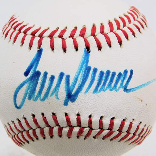 HOF Tom Seaver Autographed Baseball Mets Reds White Sox image number 1