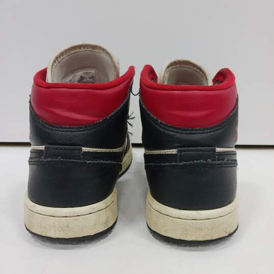 Nike Women's Air Jordan Red Panda Shoes Size 6 image number 4