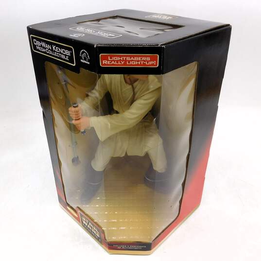 Obi-wan Kenobi STAR WARS Mega-Collectible12" w/light up light saber & COA Sealed image number 1