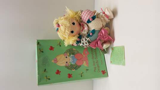 Precious Moments Collector Doll 1999 May Your Christmas Be Delightful image number 1